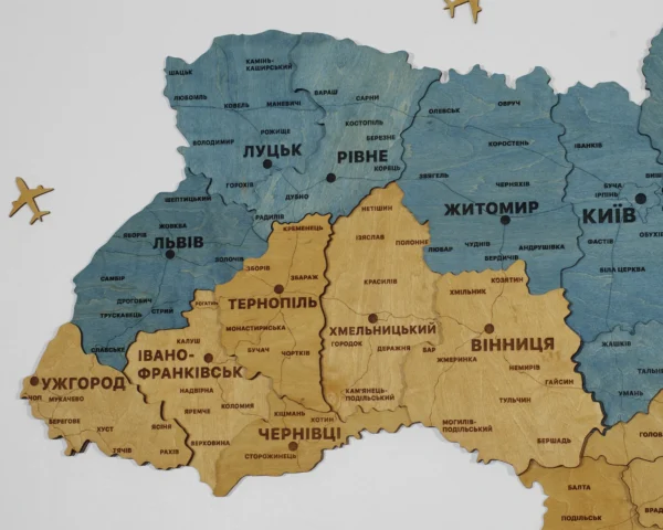 bagatosharova-karta-ukrainy-bez-pidsvitky-flag-03.webp Багатошарова карта України із дерева на стіну без підсвітки колір Flag
