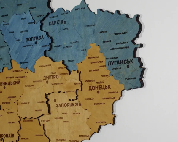 bagatosharova-karta-ukrainy-bez-pidsvitky-flag-09.webp Багатошарова карта України із дерева на стіну без підсвітки колір Flag