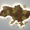 bagatosharova-karta-ukrainy-z-pidsvitkoiu-amber-02.webp Багатошарова карта України з підсвіткою по контуру колір Amber