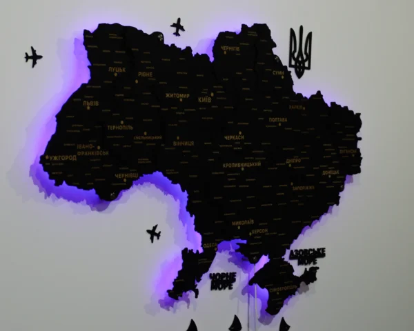 bagatosharova-karta-ukrainy-z-pidsvitkoiu-black-06.webp Карта України з деревини та LED-підсвіткою по контуру колір Black