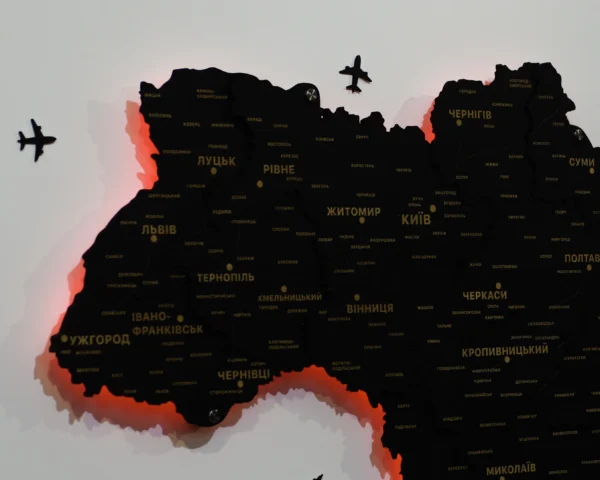 bagatosharova-karta-ukrainy-z-pidsvitkoiu-black-07.webp Карта України з деревини та LED-підсвіткою по контуру колір Black