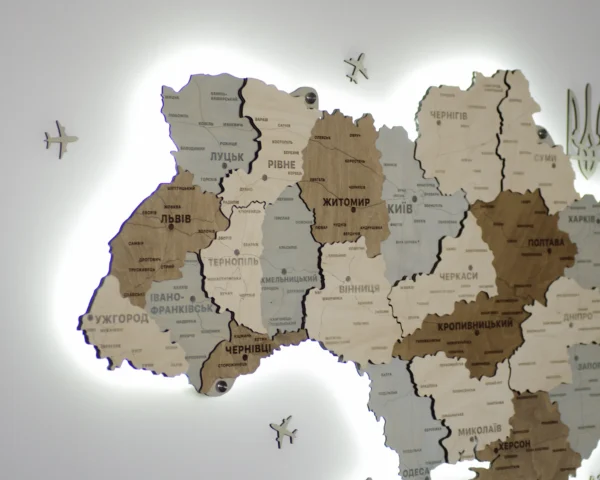 bagatosharova-karta-ukrainy-z-pidsvitkoiu-soft-04.webp Карта України із дерева з підсвіткою по контуру колір Soft