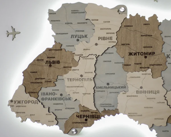 bagatosharova-karta-ukrainy-z-pidsvitkoiu-soft-05.webp Карта України із дерева з підсвіткою по контуру колір Soft