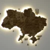 bagatosharova-karta-ukrainy-z-pidsvitkoiu-wood-03.webp Карта України із дерева 3D з підсвіткою по контуру колір Wood