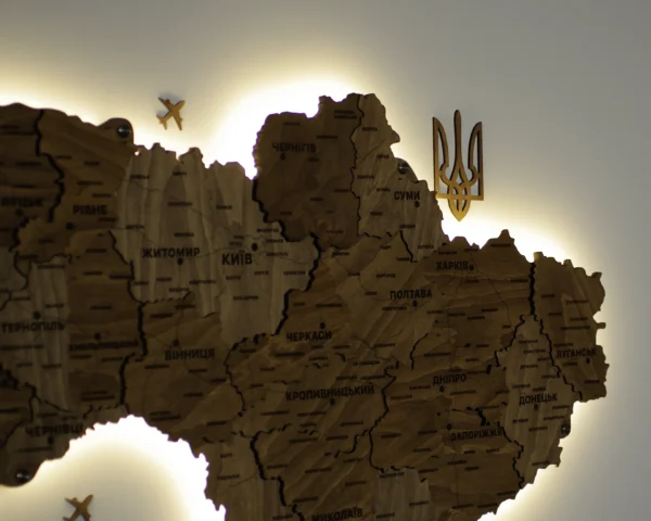 bagatosharova-karta-ukrainy-z-pidsvitkoiu-wood-05.webp Карта України із дерева 3D з підсвіткою по контуру колір Wood