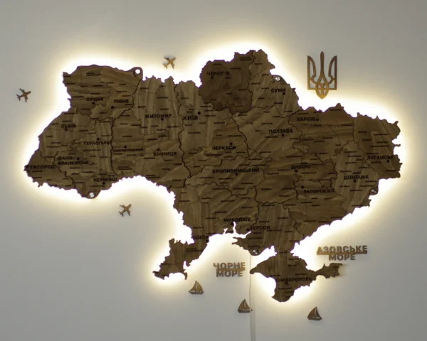 bagatosharova-karta-ukrainy-z-pidsvitkoiu-wood-11.webp Карта України із дерева 3D з підсвіткою по контуру колір Wood