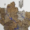 Деревʼяна 3D карта України з фарбованими річками без підсвітки колір Dark
