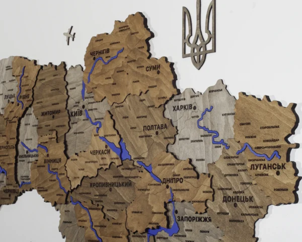 Деревʼяна 3D карта України з фарбованими річками без підсвітки колір Dark