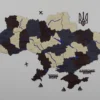 bagatosharova-karta-ukrainy-z-richkamy-bez-pidsvitky-grand-02.webp Багатошарова деревʼяна карта України з підсвіткою по контуру колір Grand