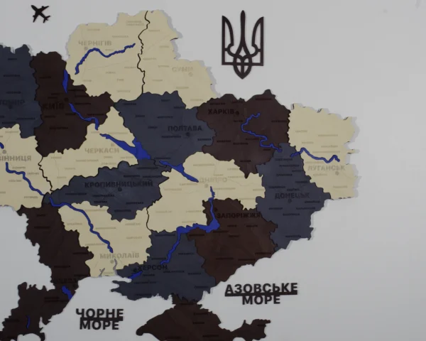 bagatosharova-karta-ukrainy-z-richkamy-bez-pidsvitky-grand-05.webp Багатошарова деревʼяна карта України з підсвіткою по контуру колір Grand
