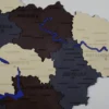 bagatosharova-karta-ukrainy-z-richkamy-bez-pidsvitky-grand-09.webp Багатошарова деревʼяна карта України з підсвіткою по контуру колір Grand