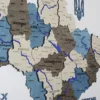 bagatosharova-karta-ukrainy-z-richkamy-bez-pidsvitky-nord-07.webp Настінна 3D карта України із дерева з мальованими річками без підсвітки колір Nord