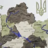 Карта України на стіну з 3D ефектом та фарбованими річками без підсвітки колір Olive