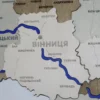 Карта України із дерева з мальованими річками без підсвітки колір Soft