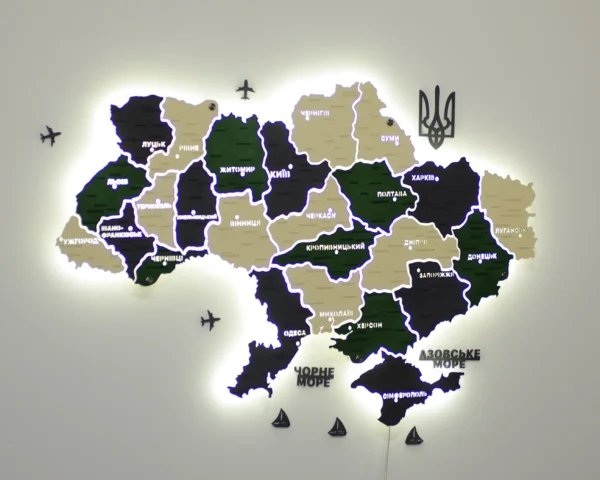 karta-ukrainy-z-pidsvitkoiu-mizh-oblastiamy-alpine-02.webp Деревʼяна карта України на акрилі з LED-підсвіткою колір Alpine