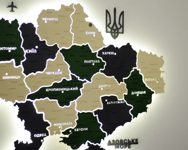 karta-ukrainy-z-pidsvitkoiu-mizh-oblastiamy-alpine-05.webp Деревʼяна карта України на акрилі з LED-підсвіткою колір Alpine