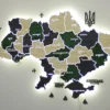 karta-ukrainy-z-pidsvitkoiu-mizh-oblastiamy-alpine-07.webp Деревʼяна карта України на акрилі з LED-підсвіткою колір Alpine