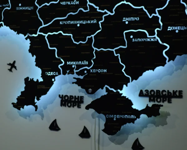 Карта України із дерева на стіну з підсвіткою між областями колір Black