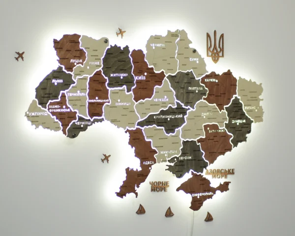 Карта України із дерева на акрилі з підсвіткою між областями колір Maple