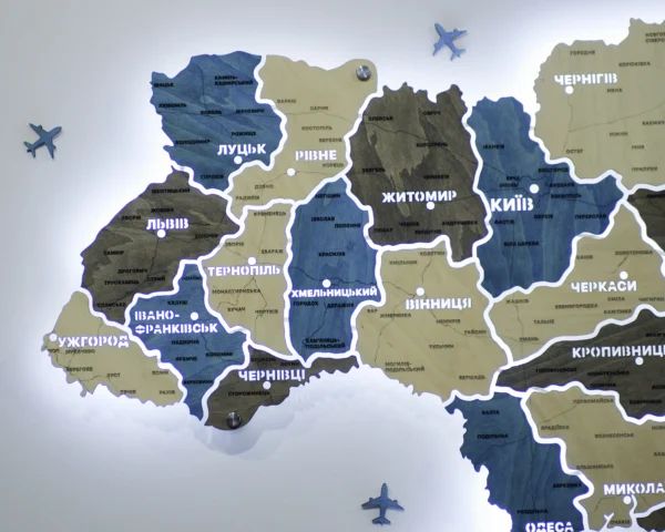 karta-ukrainy-z-pidsvitkoiu-mizh-oblastiamy-nord-05.webp Настінна карта України на акрилі з LED-підсвіткою між областями колір Nord