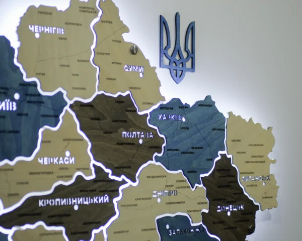 karta-ukrainy-z-pidsvitkoiu-mizh-oblastiamy-nord-10.webp Настінна карта України на акрилі з LED-підсвіткою між областями колір Nord