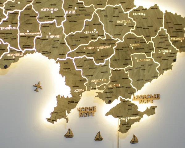 Настінна карта України на акрилі з підсвіткою між областями колір Oak