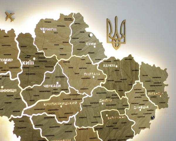 karta-ukrainy-z-pidsvitkoiu-mizh-oblastiamy-sand-05.webp Карта України на акрилі з підсвіткою між областями колір Sand