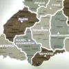 Деревʼяна карта України на акрилі з підсвіткою між областями колір Soft