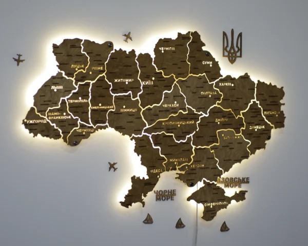 Деревʼяна карта України на стіну з підсвіткою між областями колір Wood