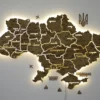 Деревʼяна карта України на стіну з підсвіткою між областями колір Wood