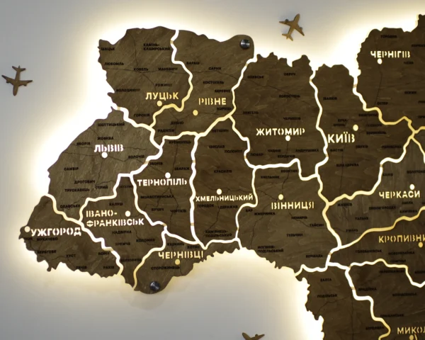 Деревʼяна карта України на стіну з підсвіткою між областями колір Wood