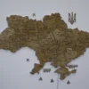 Деревʼяна карта України на стіну з підсвіткою між областями колір Wood
