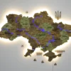 karta-ukrainy-z-pidsvitkoiu-richok-ta-konturiv-alpine-03.webp Настінна карта України з підсвіткою річок колір Forest