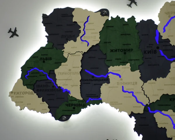 karta-ukrainy-z-pidsvitkoiu-richok-ta-konturiv-alpine-06.webp Карта України з деревини та LED-підсвіткою річок колір Alpine