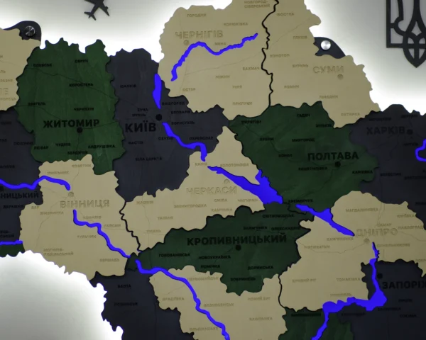 karta-ukrainy-z-pidsvitkoiu-richok-ta-konturiv-alpine-07.webp Карта України з деревини та LED-підсвіткою річок колір Alpine