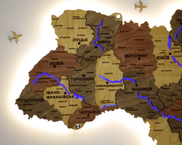 karta-ukrainy-z-pidsvitkoiu-richok-ta-konturiv-amber-04.webp Багатошарова карта України з підсвіткою річок Amber