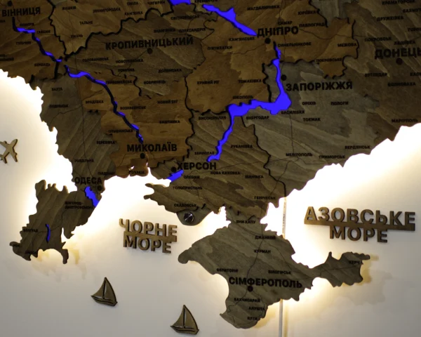 Карта України з підсвіткою річок та по контуру колір Dark