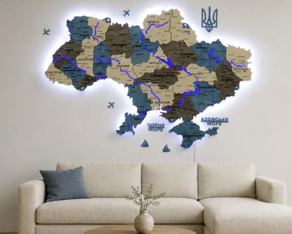 Деревʼяна карта України з підсвіткою річок та контурів колір Nord