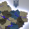 Деревʼяна карта України з підсвіткою річок та контурів колір Nord