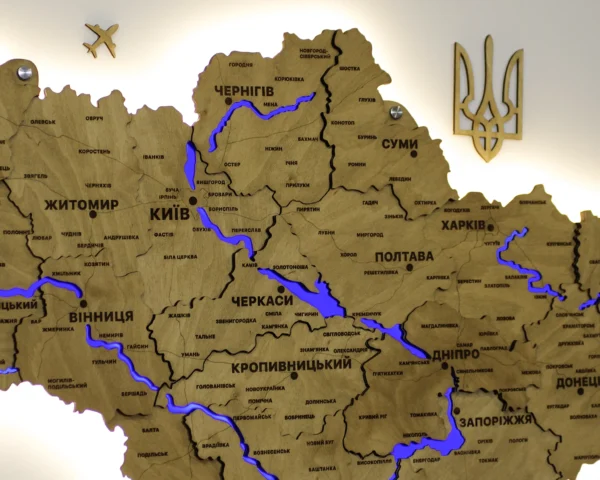 karta-ukrainy-z-pidsvitkoiu-richok-ta-konturiv-oak-08.webp Карта України 3D з підсвіткою річок колір Oak
