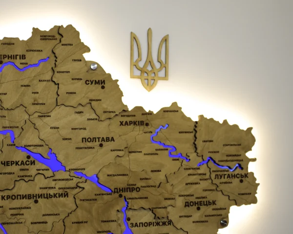 karta-ukrainy-z-pidsvitkoiu-richok-ta-konturiv-oak-09.webp Карта України 3D з підсвіткою річок колір Oak