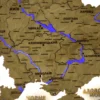 karta-ukrainy-z-pidsvitkoiu-richok-ta-konturiv-oak-10.webp Карта України 3D з підсвіткою річок колір Oak