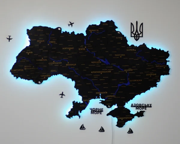 karta-ukrainy-z-richkamy-ta-pidsvitkoiu-black-04.webp Карта України з деревини та LED-підсвіткою з мальованими річками колір Black