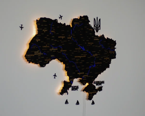 karta-ukrainy-z-richkamy-ta-pidsvitkoiu-black-07.webp Карта України з деревини та LED-підсвіткою з мальованими річками колір Black