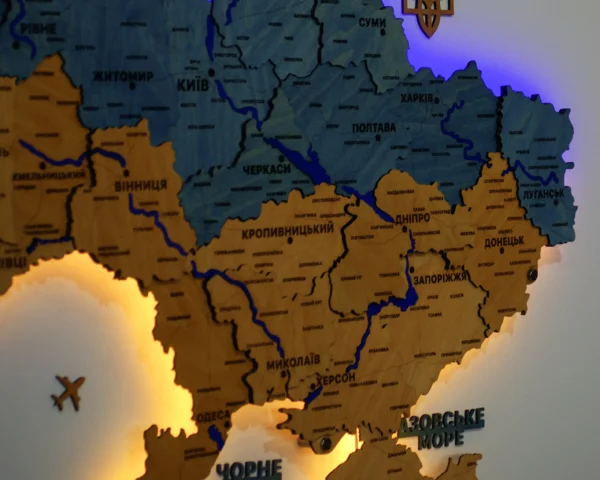 Настінна карта України з мальованими річками та підсвіткою по контуру колір Flag