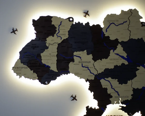 Багатошарова деревʼяна карта України з мальованими річками та підсвіткою колір Grand