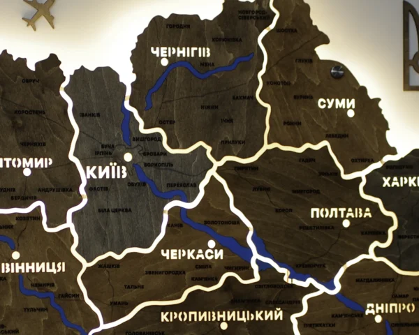 Карта України на акрилі з річками та LED-підсвіткою між областями колір Dark