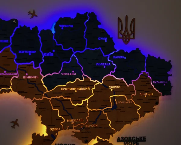 Карта України із дерева з LED-підсвіткою між областями та фарбованими річками колір Falg