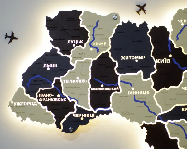 Карта України на акрилі з підсвіткою між областями та фарбованими річками колір Grand