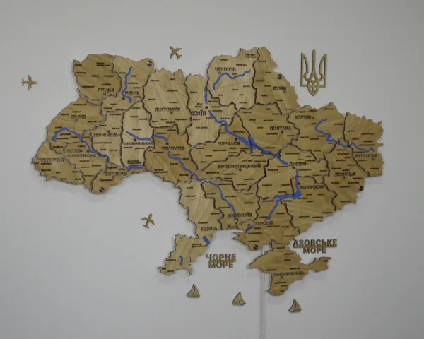 Настінна карта України на акрилі з річками та підсвіткою між областями  колір Oak